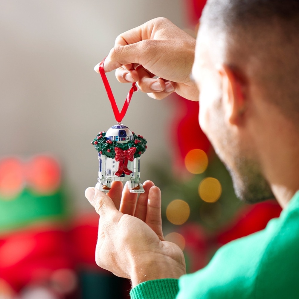 NEW R2-D2 Light-Up and Sound Living Magic Holiday Sketchbook Ornament Star Wars